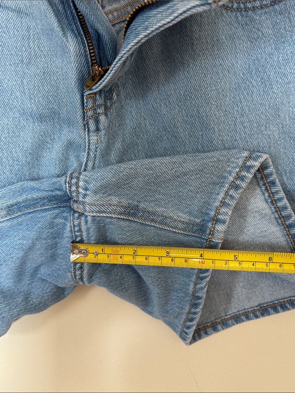 Old Navy Women’s Light Blue Denim High-Rise Baggy Short HighWaist Women’s Shorts - Picture 4 of 11